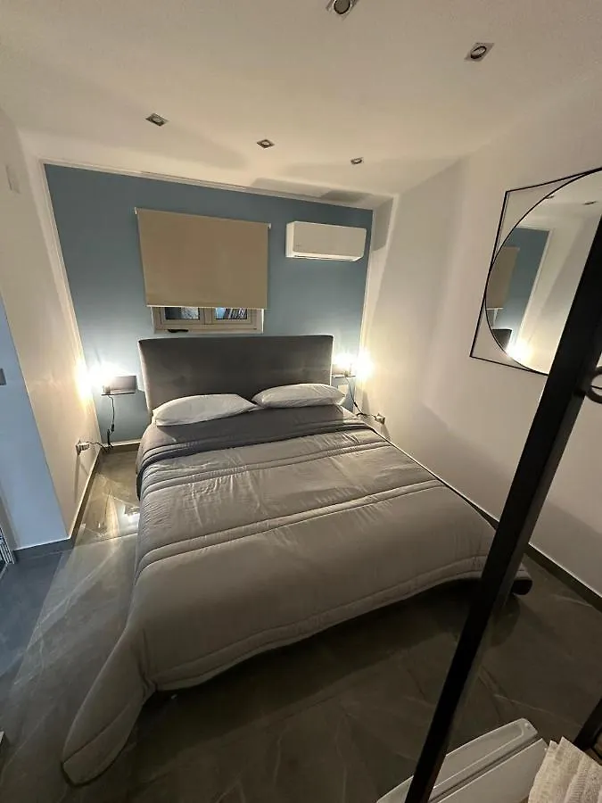 Foria Home Naples 0*,  Italy